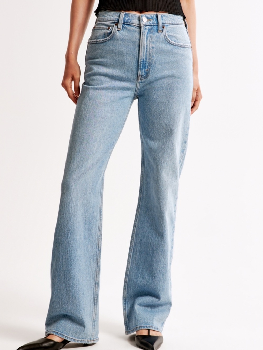 Abercrombie & Fitch 90s relaxed high rise jeans size 28/6s in light wash